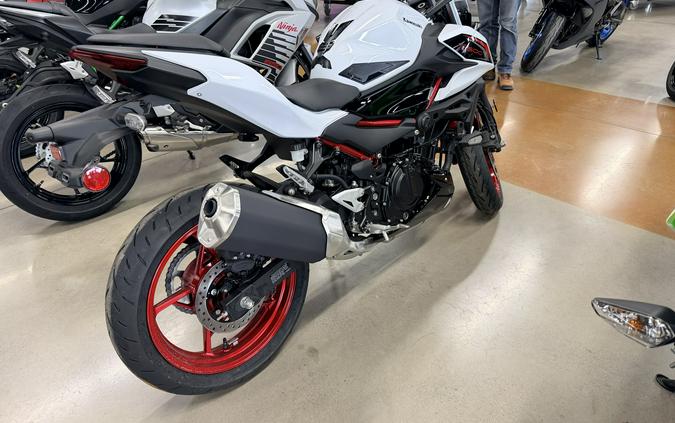 2026 Kawasaki Z500 SE ABS