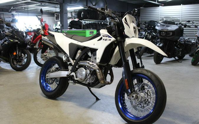2025 Suzuki DR-Z 400SM