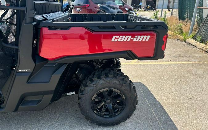 2024 Can-Am™ Defender XT HD9