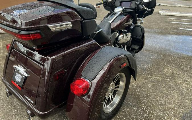 2022 Harley-Davidson FLHTCUTG - Tri Glide Ultra