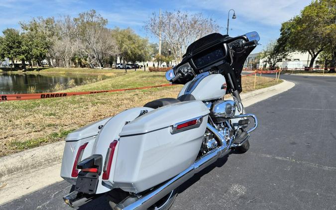 FLHX 2026 Street Glide