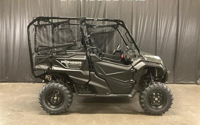 2024 Honda Pioneer 1000-5