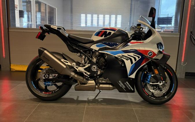 2026 BMW Motorrad M 1000 RR