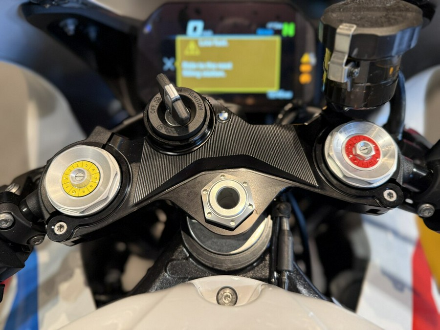 2026 BMW Motorrad M 1000 RR