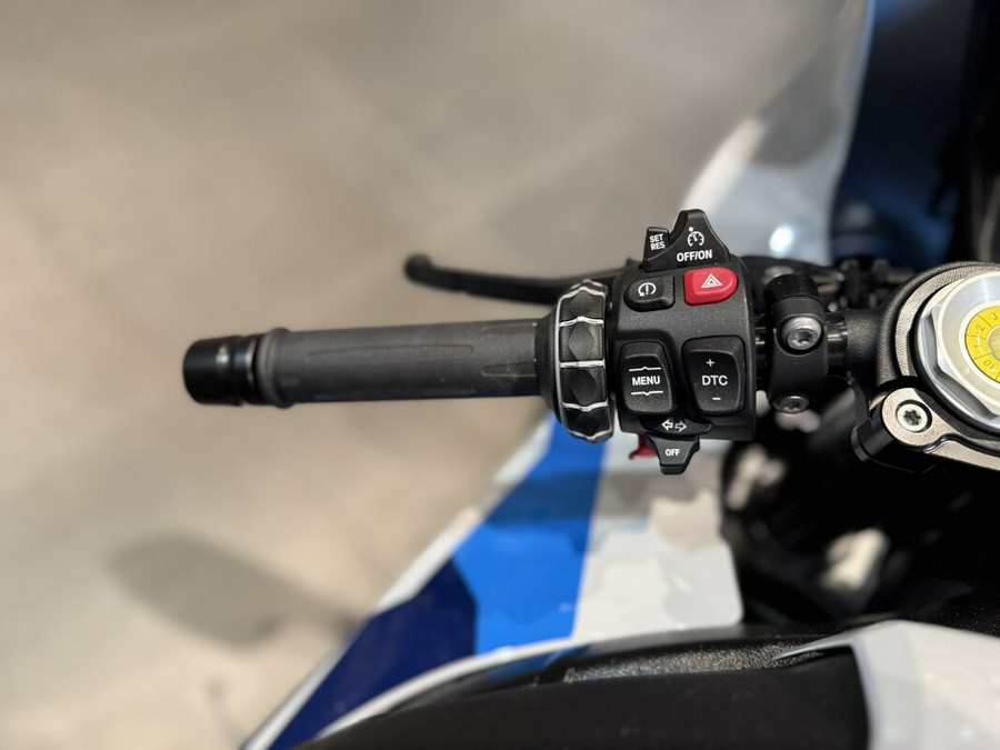 2026 BMW Motorrad M 1000 RR