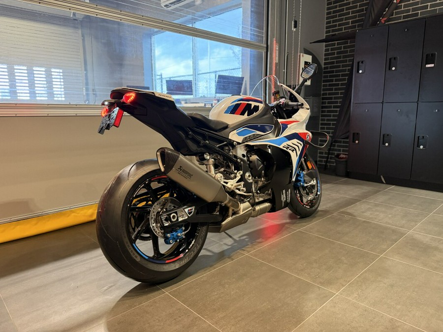 2026 BMW Motorrad M 1000 RR