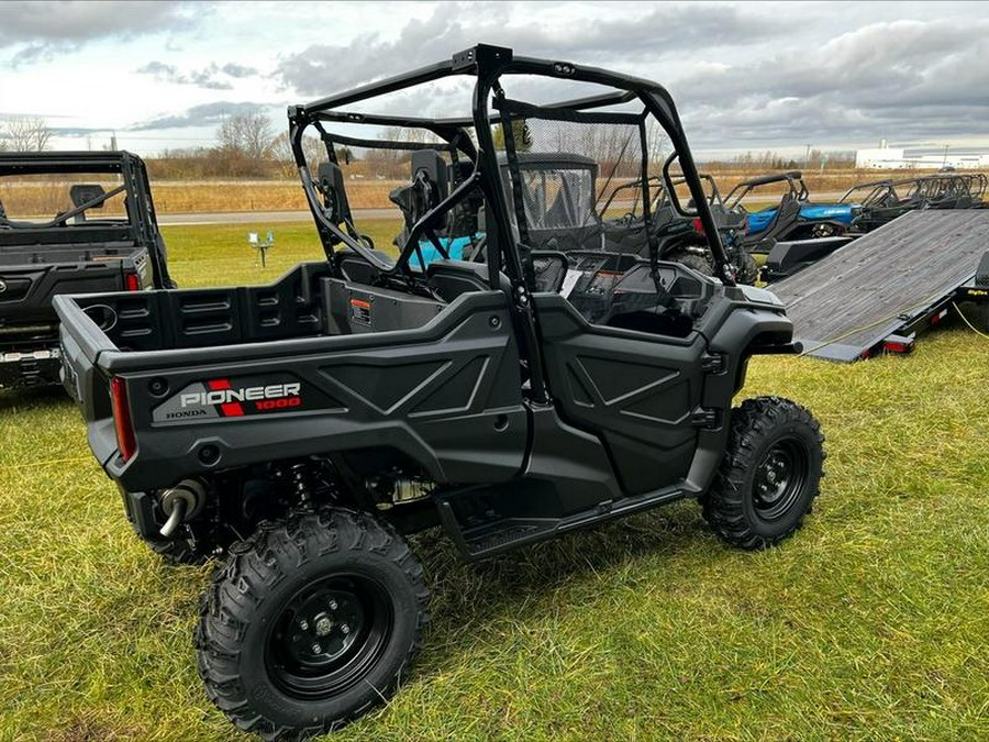 2023 Honda® Pioneer 1000