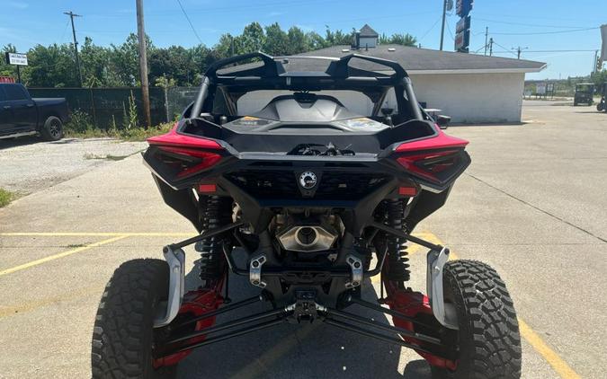 2024 Can-Am™ Maverick R X