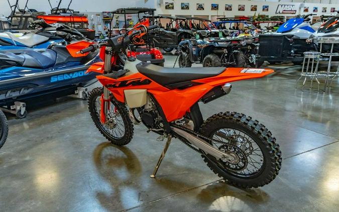 2025 KTM 300 XC