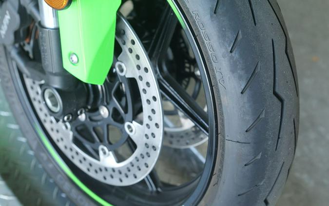 2024 Kawasaki Ninja® ZX™-6R KRT Edition