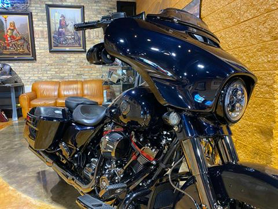 2022 Harley-Davidson CVO™ Street Glide®
