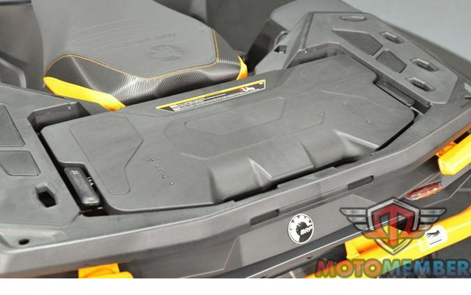 2026 Can-Am Outlander XT-P 1000R Mineral Grey & Orange Crush