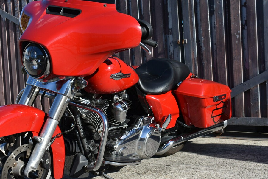 2023 Harley-Davidson® Street Glide® FLHX