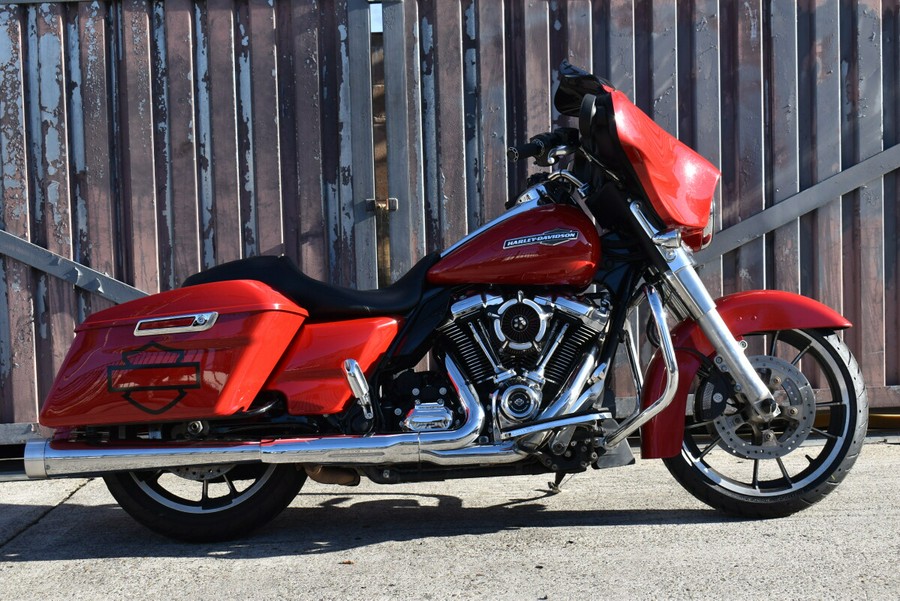 2023 Harley-Davidson® Street Glide® FLHX