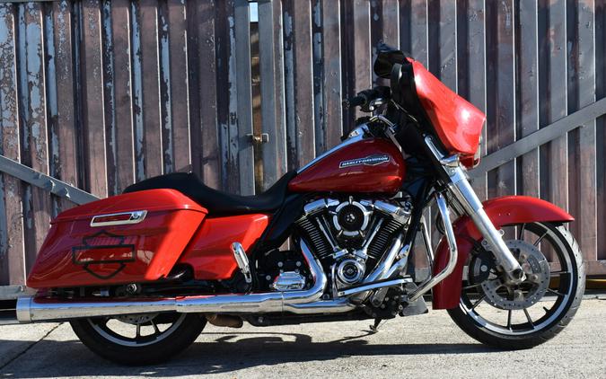 2023 Harley-Davidson® Street Glide® FLHX