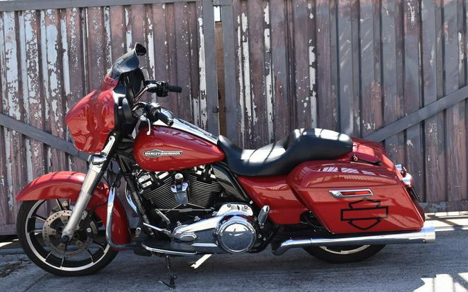 2023 Harley-Davidson® Street Glide® FLHX