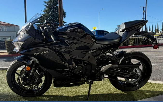 2025 Kawasaki NINJA® ZX™-4R ABS