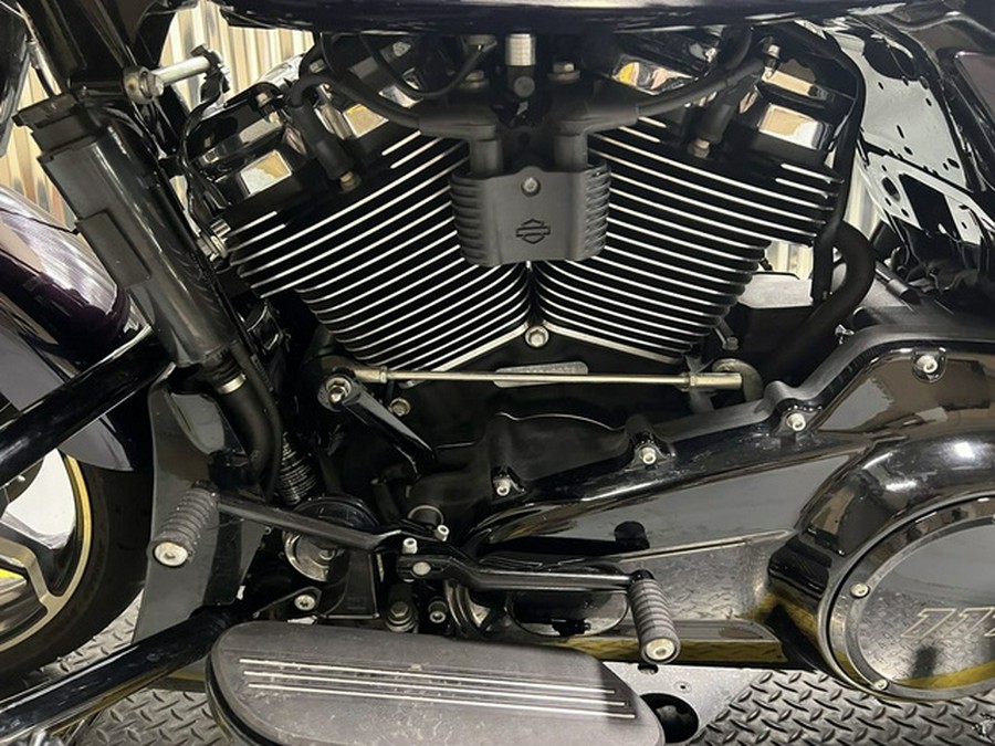 2025 Harley-Davidson FLHX - Street Glide