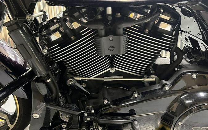 2025 Harley-Davidson FLHX - Street Glide