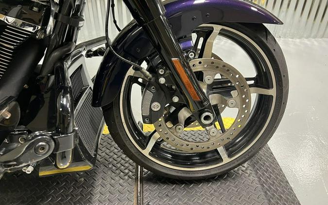 2025 Harley-Davidson FLHX - Street Glide