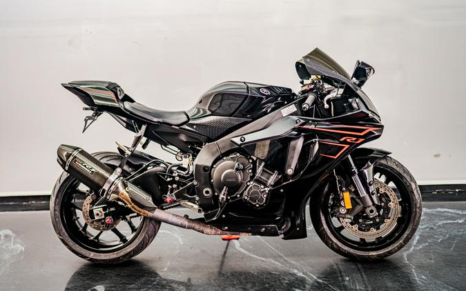 2017 Yamaha Motor Corp., USA YZF-R1