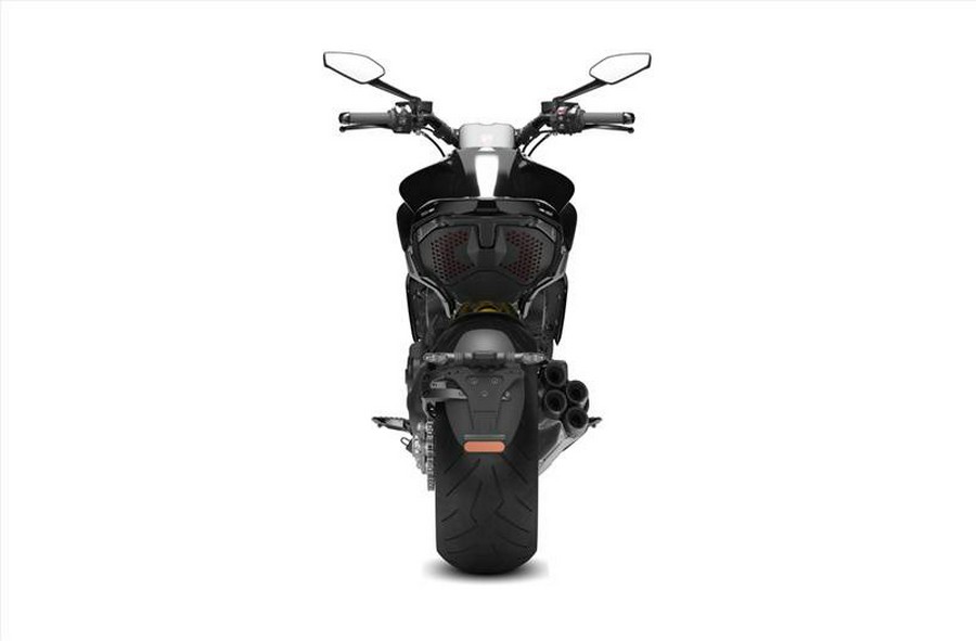 2024 Ducati Diavel V4 - Black