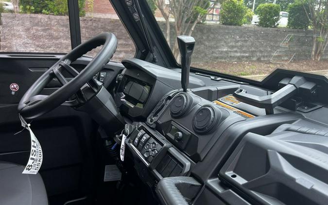 2025 Can-Am Defender Limited HD10 Desert Tan & Stealth Black