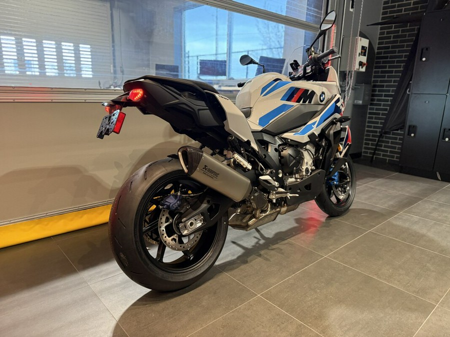 2026 BMW Motorrad M 1000 XR