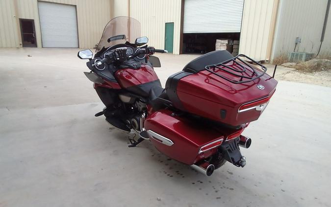 2018 Yamaha Star Venture Base