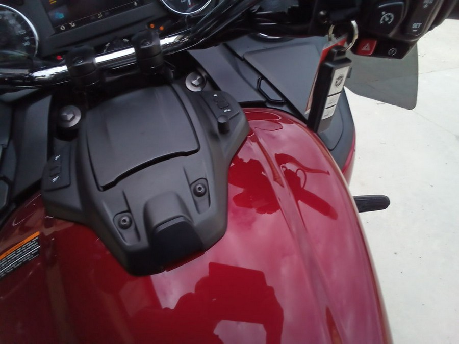 2018 Yamaha Star Venture Base