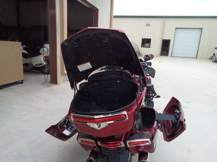 2018 Yamaha Star Venture Base