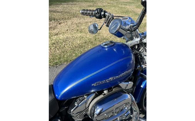2007 XL 1200C Sportster® 1200 Custom *WHOLESALE* - Harley-Davidson®