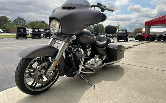 2017 Harley-Davidson Street Glide® Special