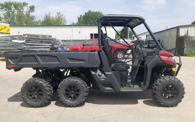 2024 Can-Am™ Defender 6X6 XT HD10