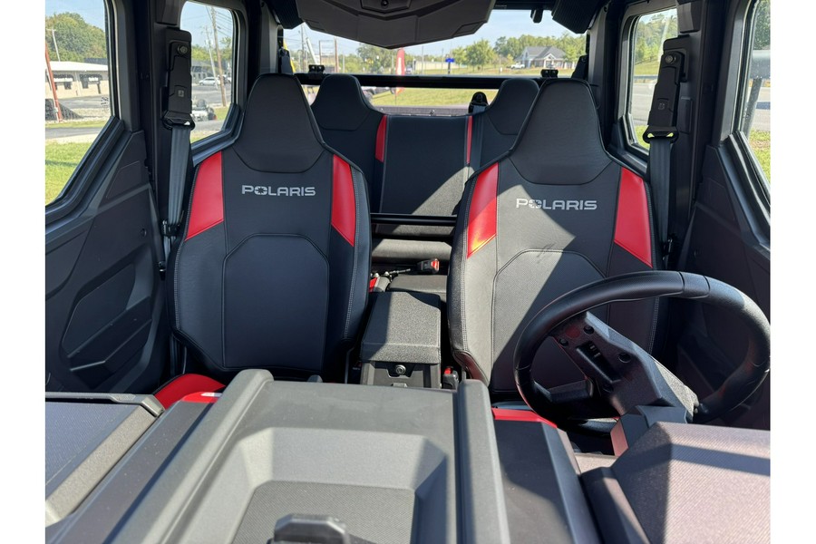 2026 Polaris XPEDITION XP 5 Seat Northstar - Performance Red