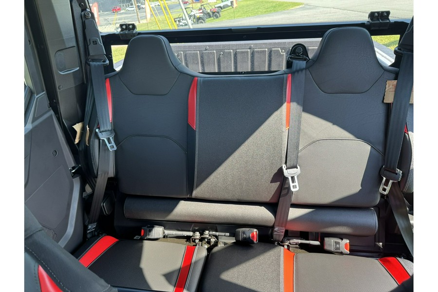 2026 Polaris XPEDITION XP 5 Seat Northstar - Performance Red