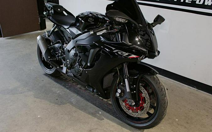 2018 Yamaha YZF-R1