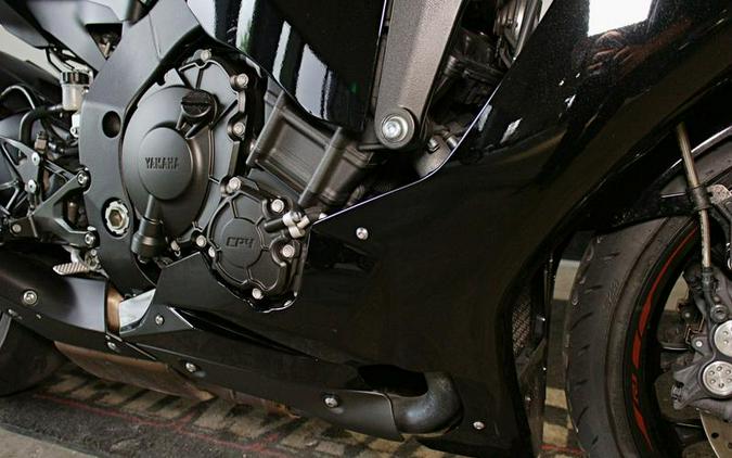 2018 Yamaha YZF-R1