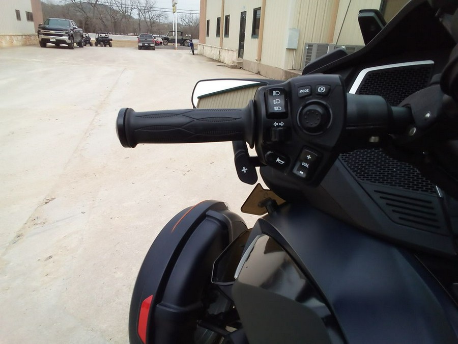 2022 Can-Am Spyder RT Sea-To-Sky