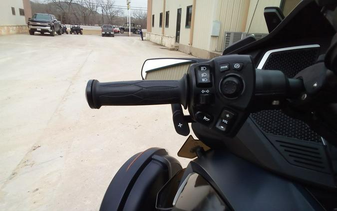 2022 Can-Am Spyder RT Sea-To-Sky