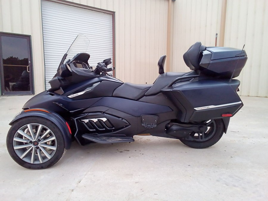 2022 Can-Am Spyder RT Sea-To-Sky