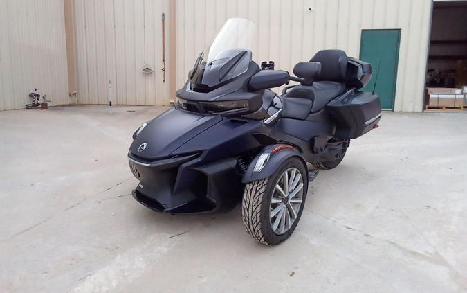 2022 Can-Am Spyder RT Sea-To-Sky