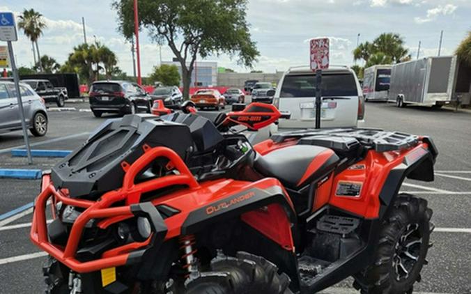 2018 Can-Am Outlander X Mr 1000R Black & Can-Am Red