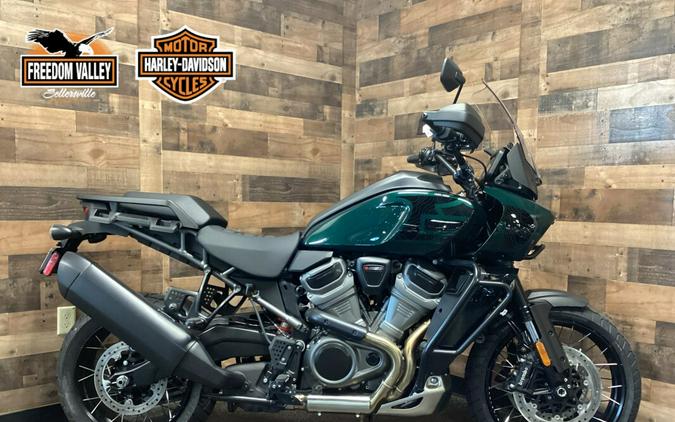 2024 Harley-Davidson Pan America™ 1250 Special Alpine Green w/Laced Wheels RA1250S