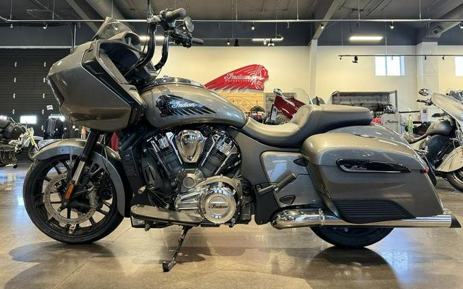 2020 Indian Motorcycle® Challenger Titanium Metallic