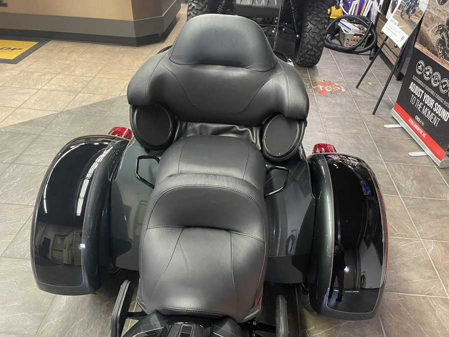 2025 Harley-Davidson® FLHTCUTG - Tri Glide® Ultra