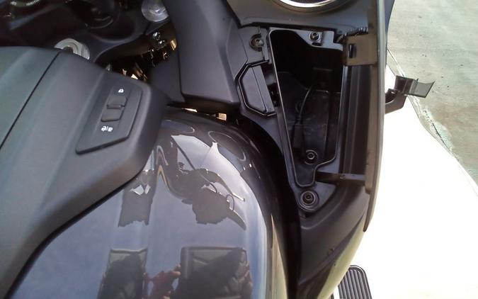 2018 Yamaha Star Venture Base