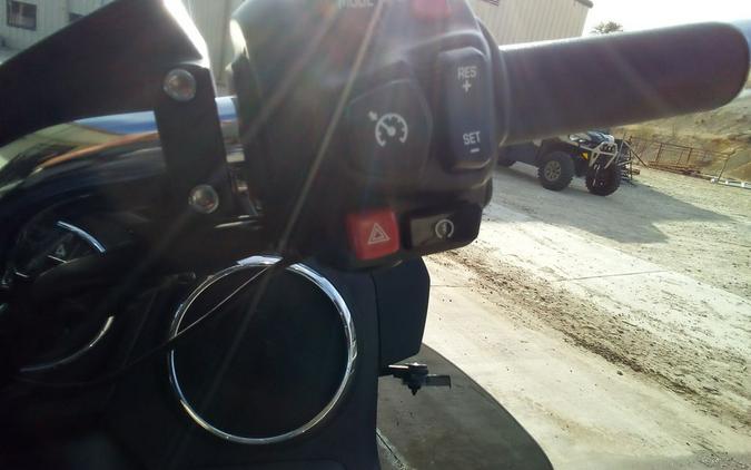 2018 Yamaha Star Venture Base