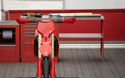 2026 Ducati Desmo450 Edx