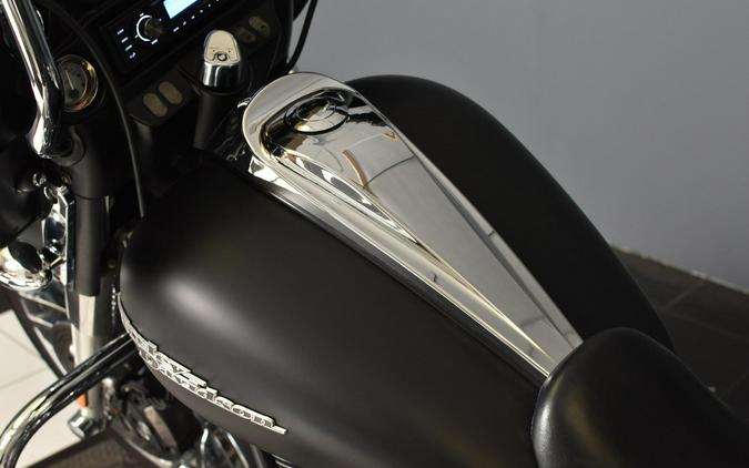 2011 Harley-Davidson Street Glide Black Denim FLHX103